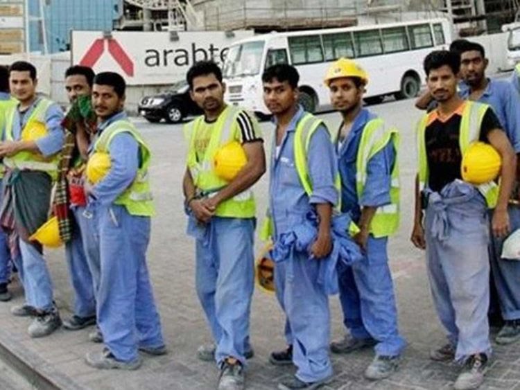 Pakistani-workers-in-Saudi-Arabia_16e1c177d3b_large.jpg