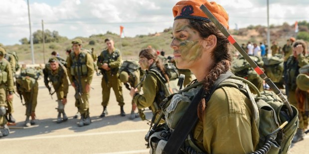 Israeli-soldier-girl-357c-620x310.jpg