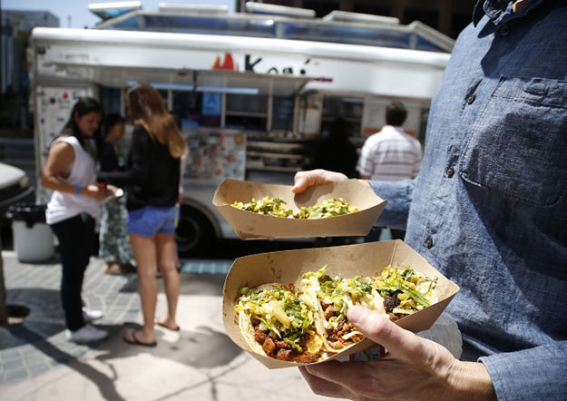 mh_immigrants-taco-trucks_700x49511111-1492351519.jpg