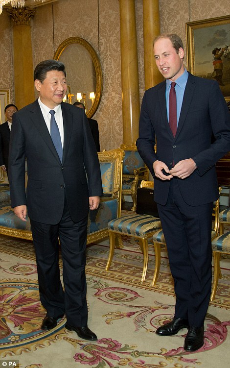 2D99769300000578-3280557-The_Duke_of_Cambridge_right_paid_a_personal_call_to_the_Chinese_-a-22_1445363604954.jpg