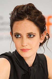 220px-Eva_Green_%28Headshot%29.jpg