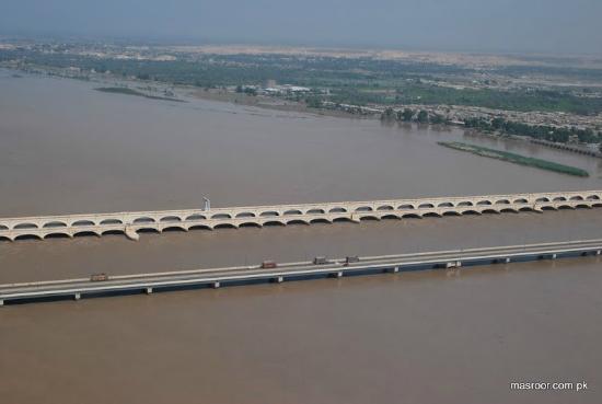 sukkur-barrage.jpg