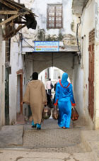 Moulay-Idriss-street-001.jpg