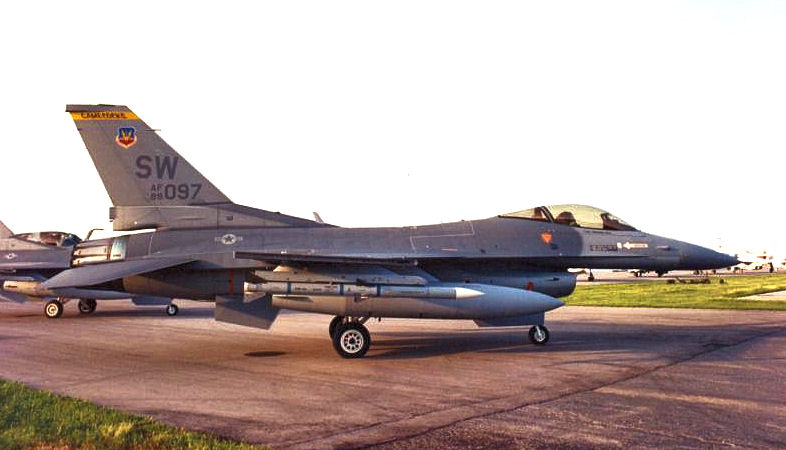 19th_Fighter_Squadron_-General_Dynamics_F-16C_Block_42F_Fighting_Falcon_89-2097.jpg