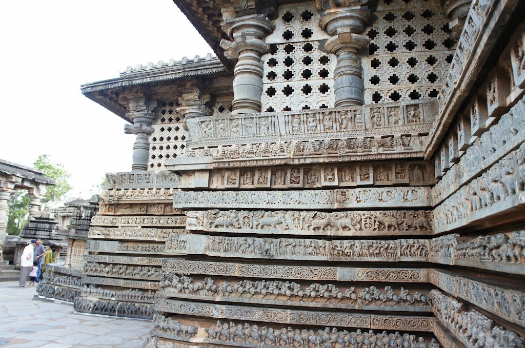 Hoysaleswara-3.JPG