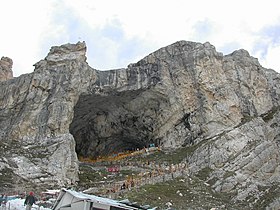 280px-Cave_Temple_of_Lord_Amarnath.jpg