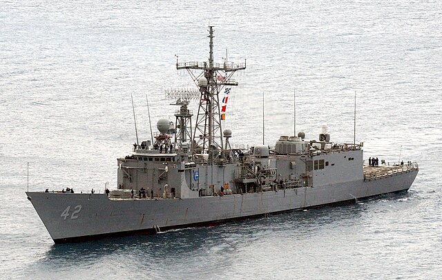 640px-USS_Klakring_%28FFG_42%29_in_Souda_Bay%2C_Greece.jpg