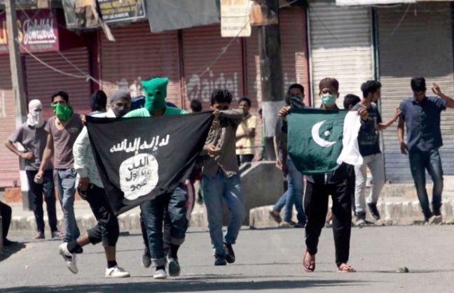 isis-india-lead-gettyimages-478761718_730x419.jpg