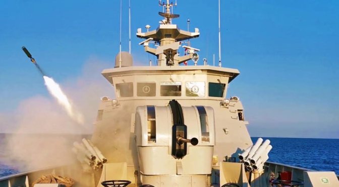 kri-tombak-629-lakukan-penembakan-meriam-six-barrel-dan-chaff-tni-al.jpg