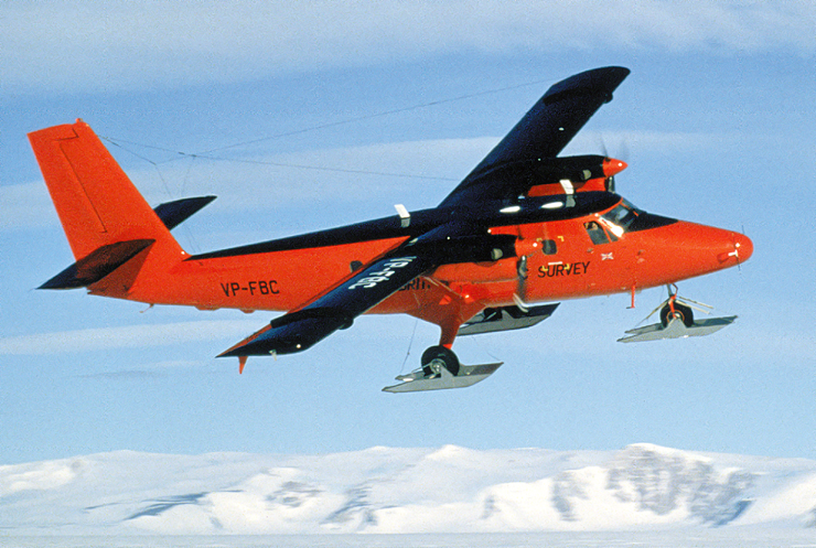 DHC-6-300-01-740.jpg