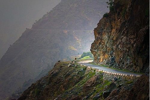 karakoram-highway_f6b5d__800xx.jpg