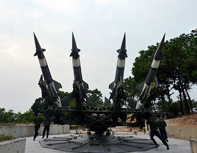 S-125_Pechora_SA-3_Goa_ground-to-air_missile_air_defence_system_Vietnam_Vietnamese_army_004.jpg