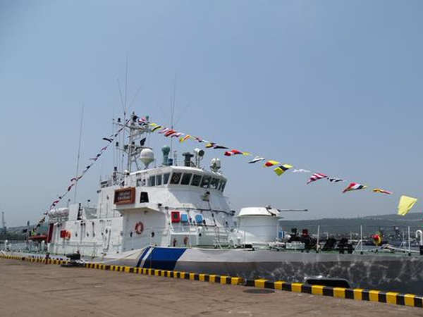 coast-guard-commissions-3rd-ipv-rani-durgavati-at-vizag.jpg