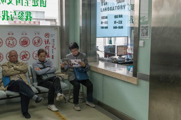 Patients waiting for lab results at the Weifang clinic.