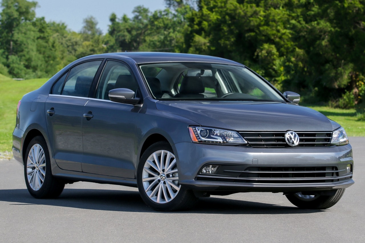 2015_volkswagen_jetta_sedan_se_fq_oem_1_1280.jpg