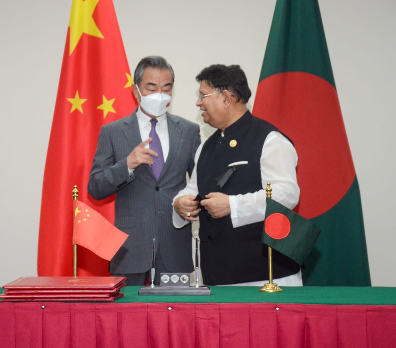 chinise foreign minister Bangladesh visit