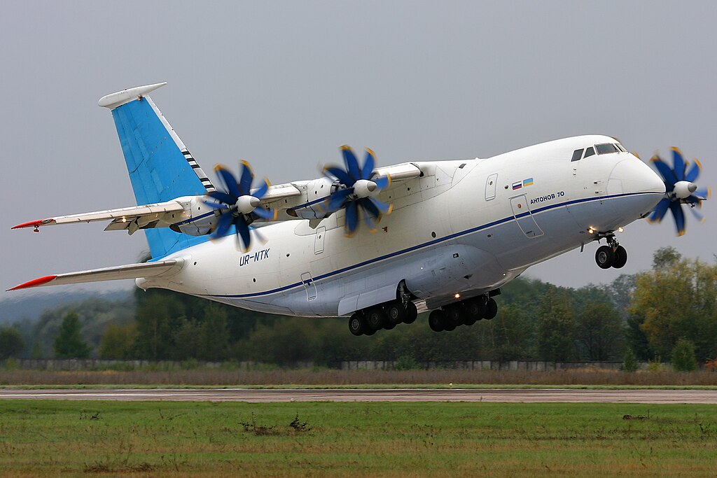 1024px-Antonov_An-70_in_2008.jpg