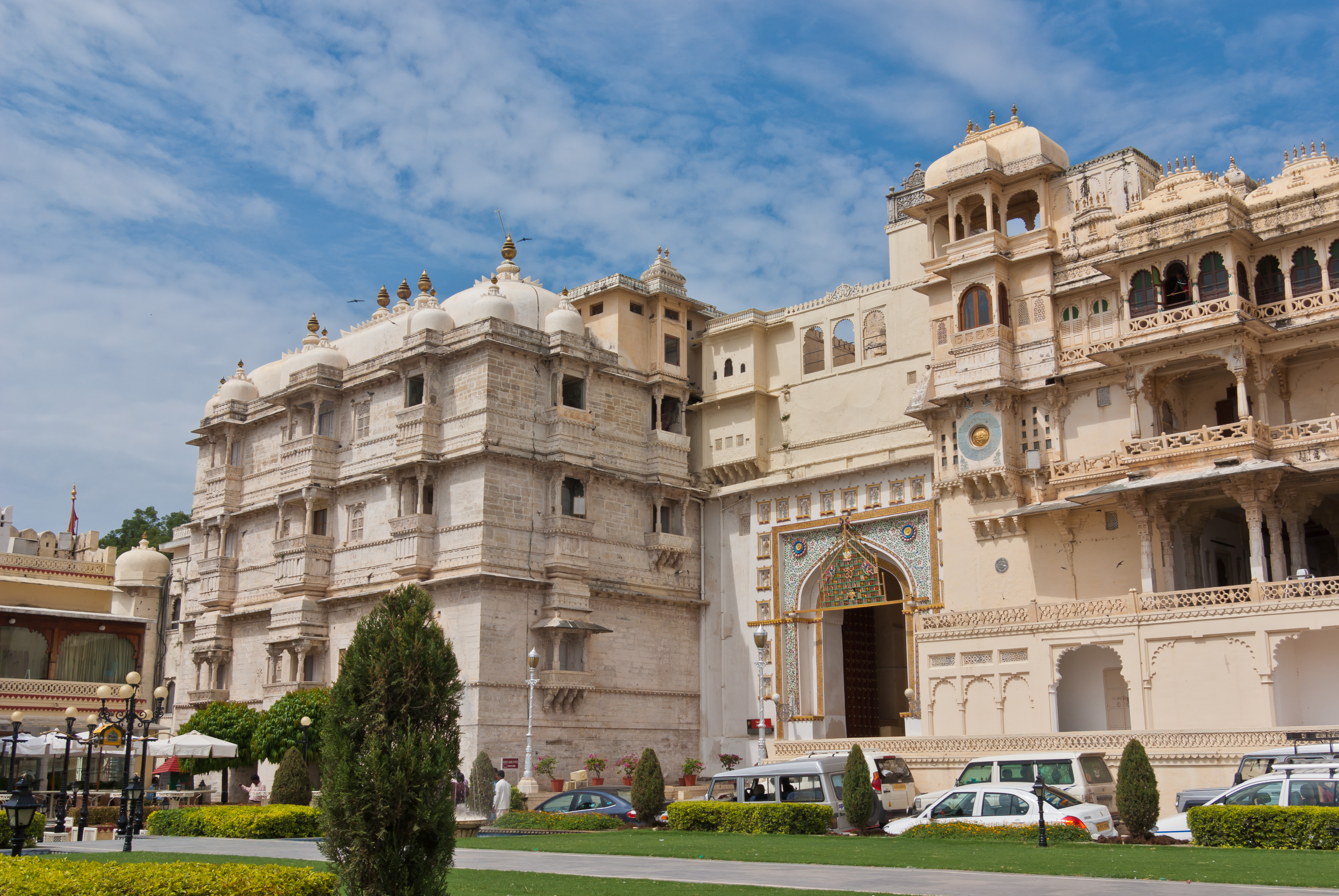 City_Palace_(Udaipur)_10.jpg