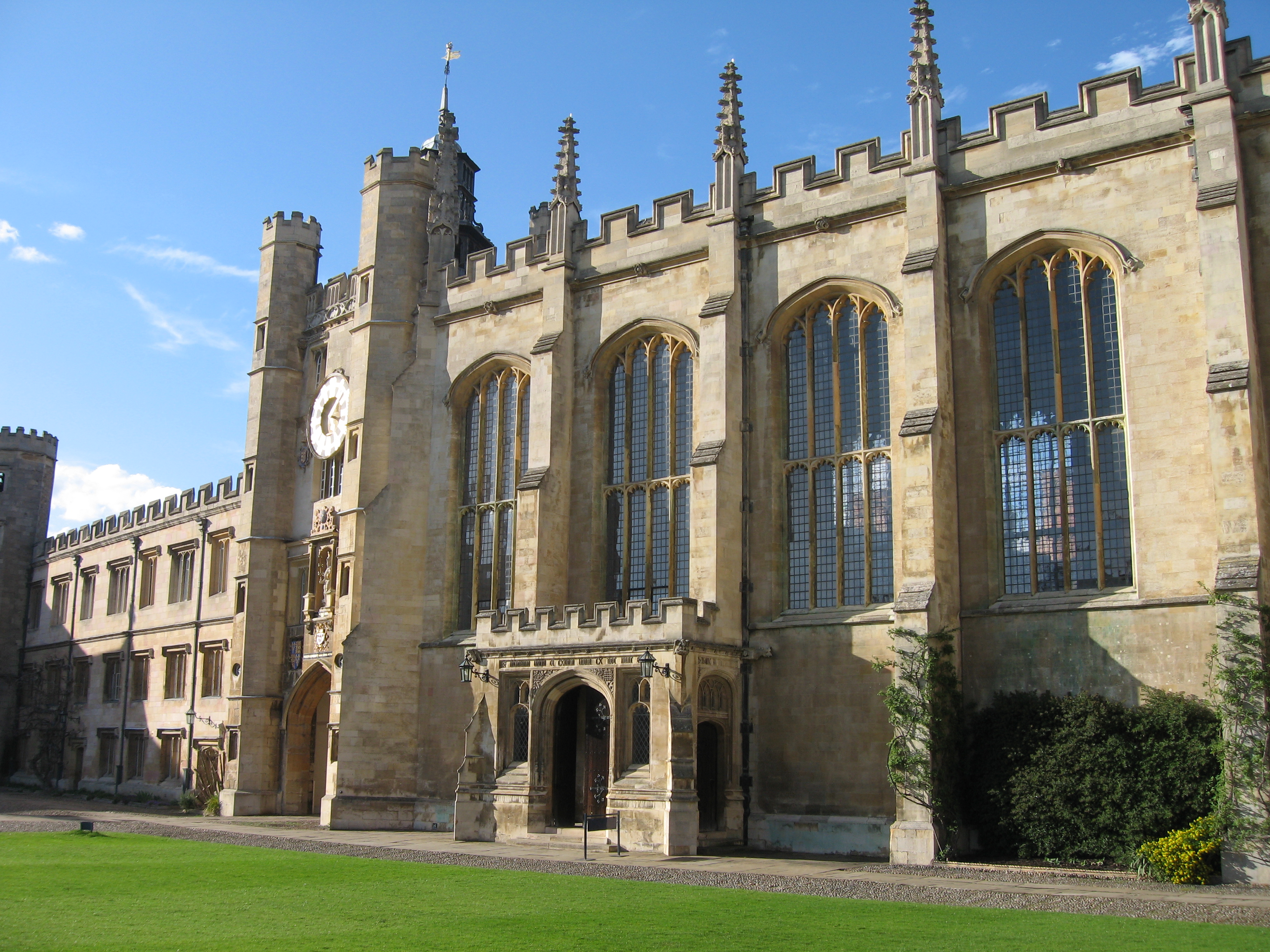 Trinity_College_Chapel,_Cambridge.jpg