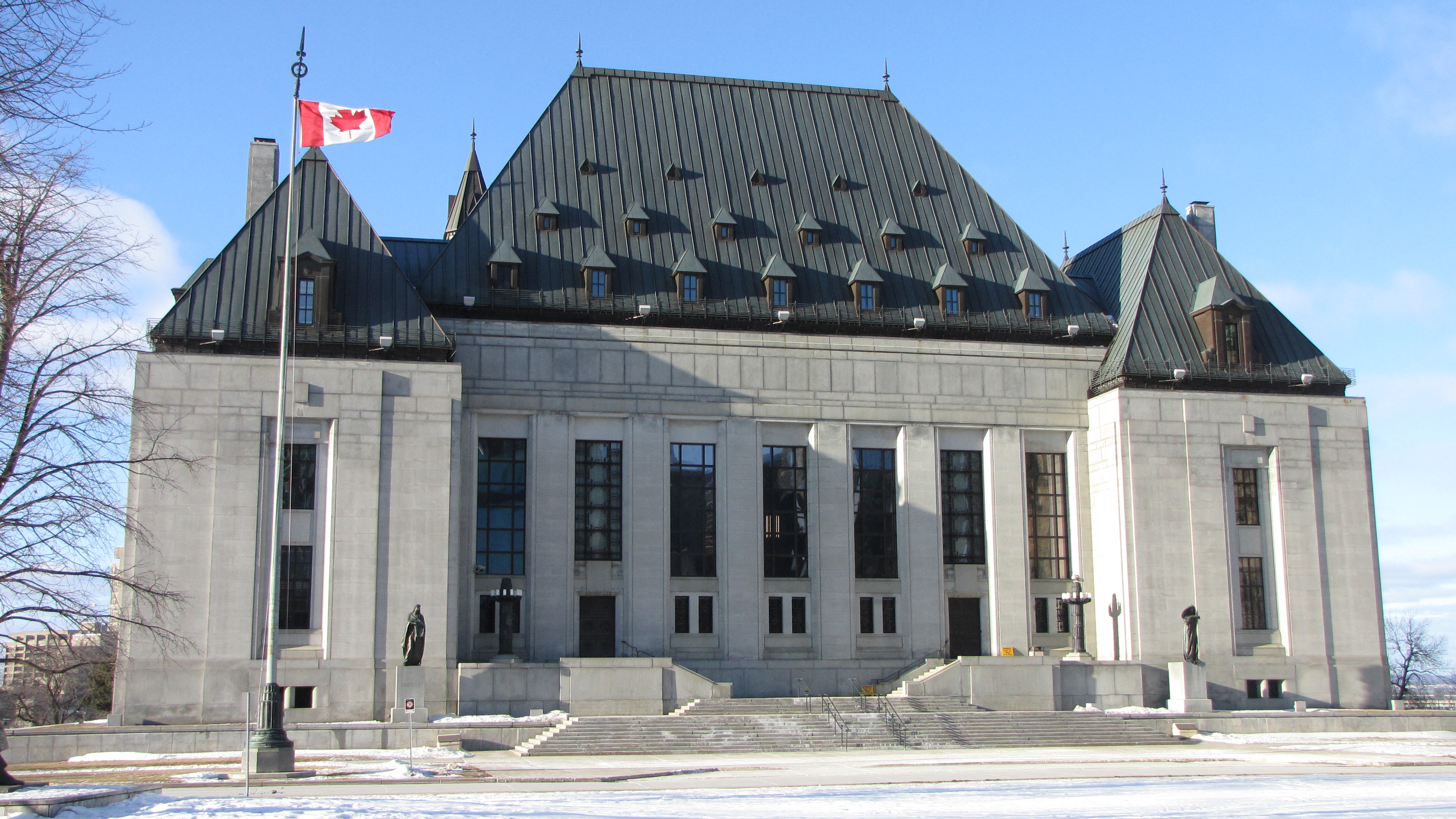 Supreme_Court_of_Canada,_Ottawa.jpg