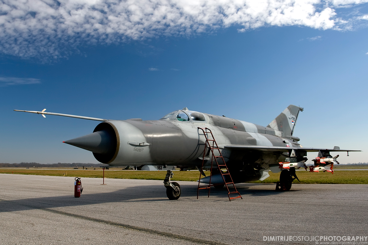 mig21_50godina_03.jpg