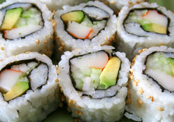 california-roll-sesame-seeds-on-outside.jpg