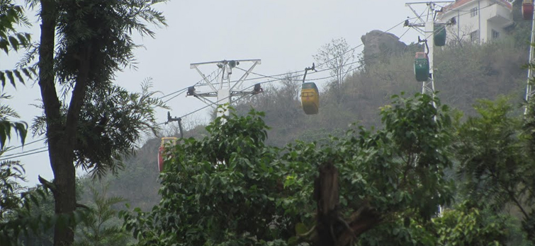 Nainadevi-Ropeway.jpg