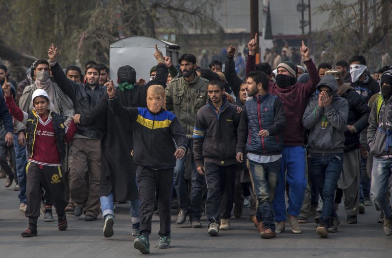 Kashmir-Protest-Funeral-AP_16322324591272-800x528.jpg