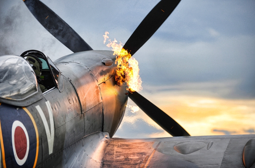 spitfire_fighter_aircraft_hot_starting_engines_mod_45156196.jpg