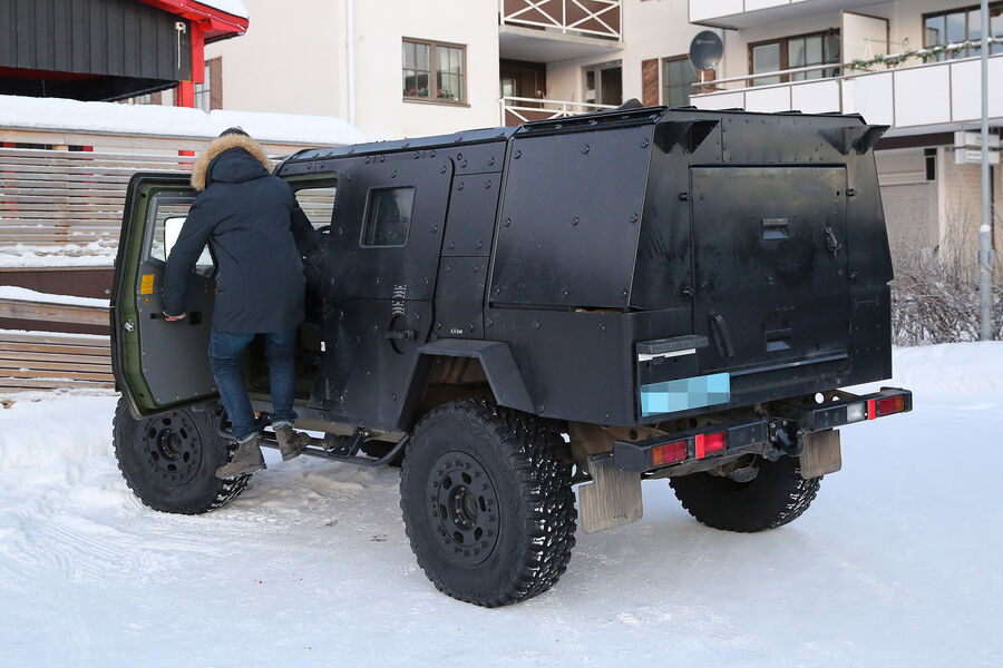 Erlkoenig-Mercedes-G-Klasse-LAPV-fotoshowBigImage-7ec053a8-922154.jpg