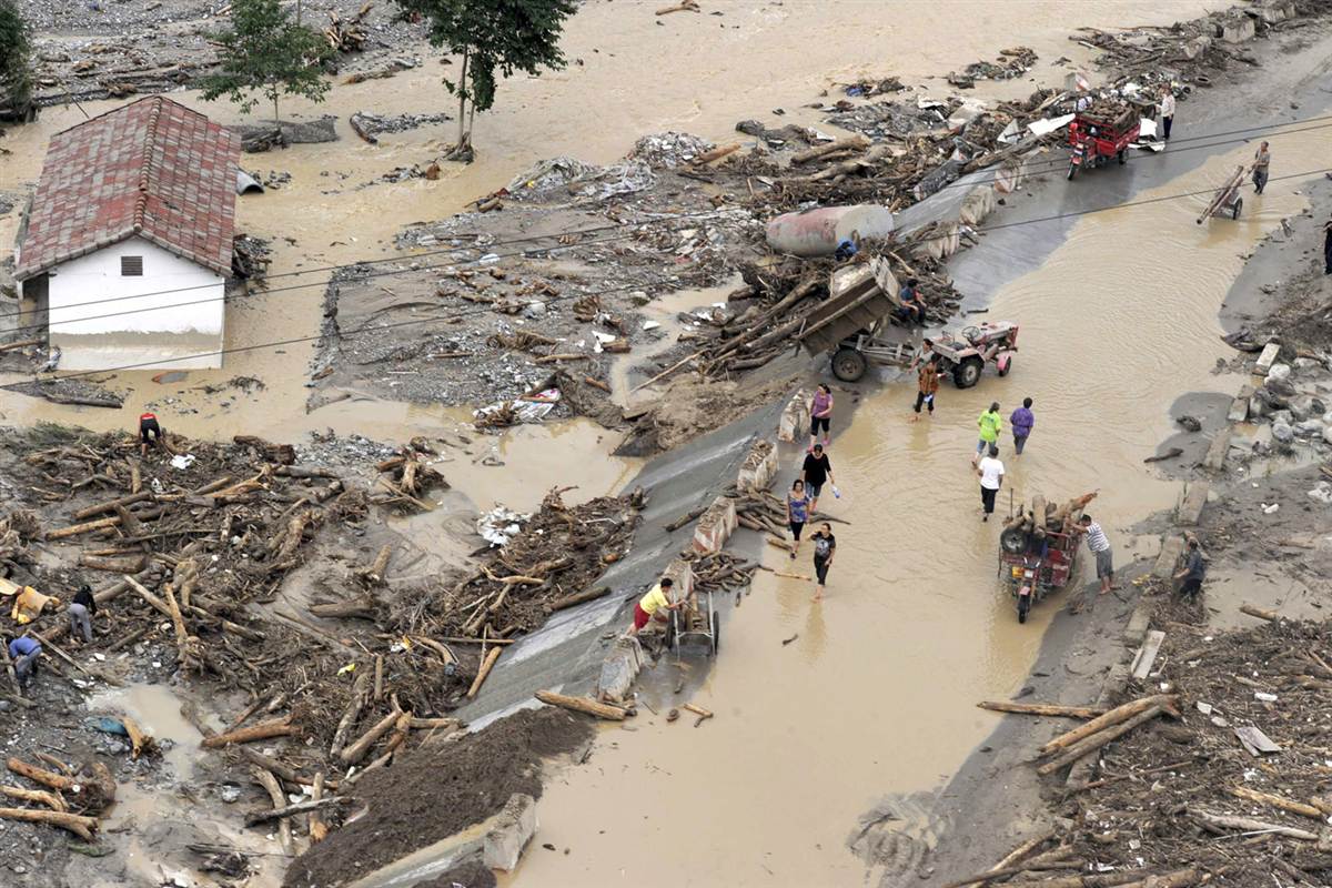 ss-100817-china-flood-01-ss_full.jpg