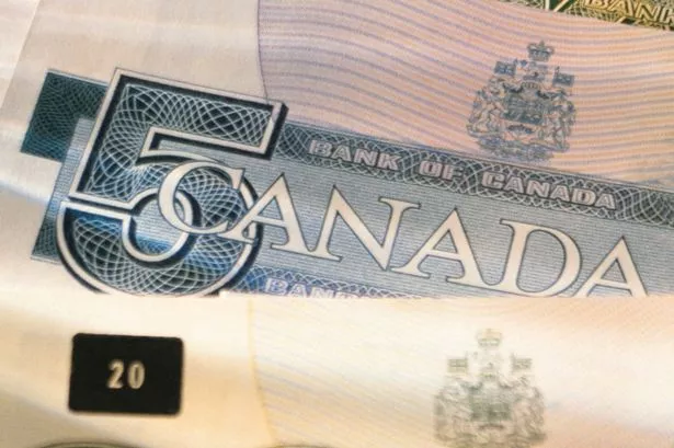 Canadian-dollars.jpg
