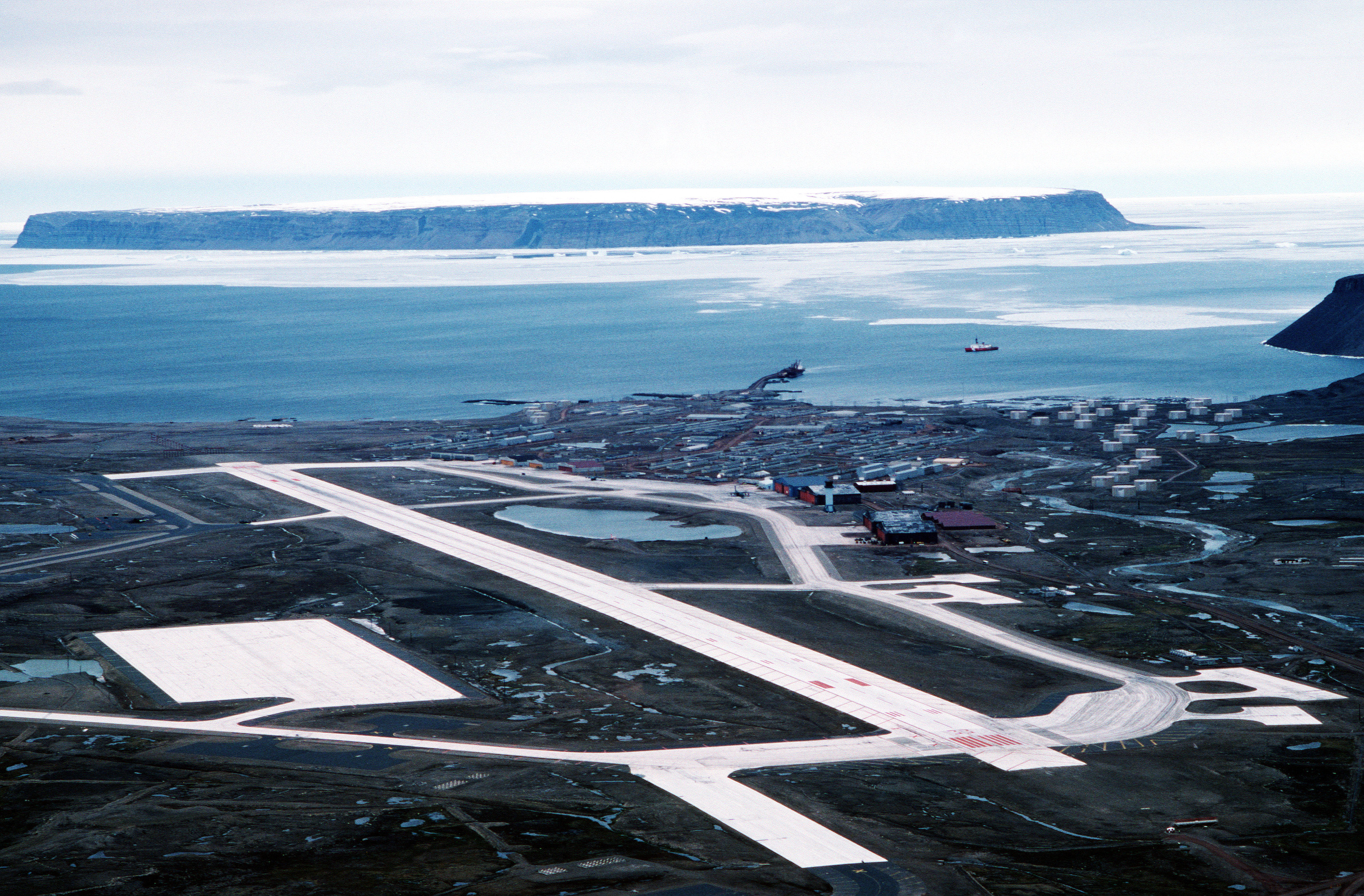 Thule_Air_Base_aerial_view.jpg