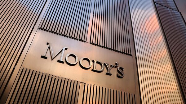 Moody's gave a negative outlook to US credit rating (REUTERS)