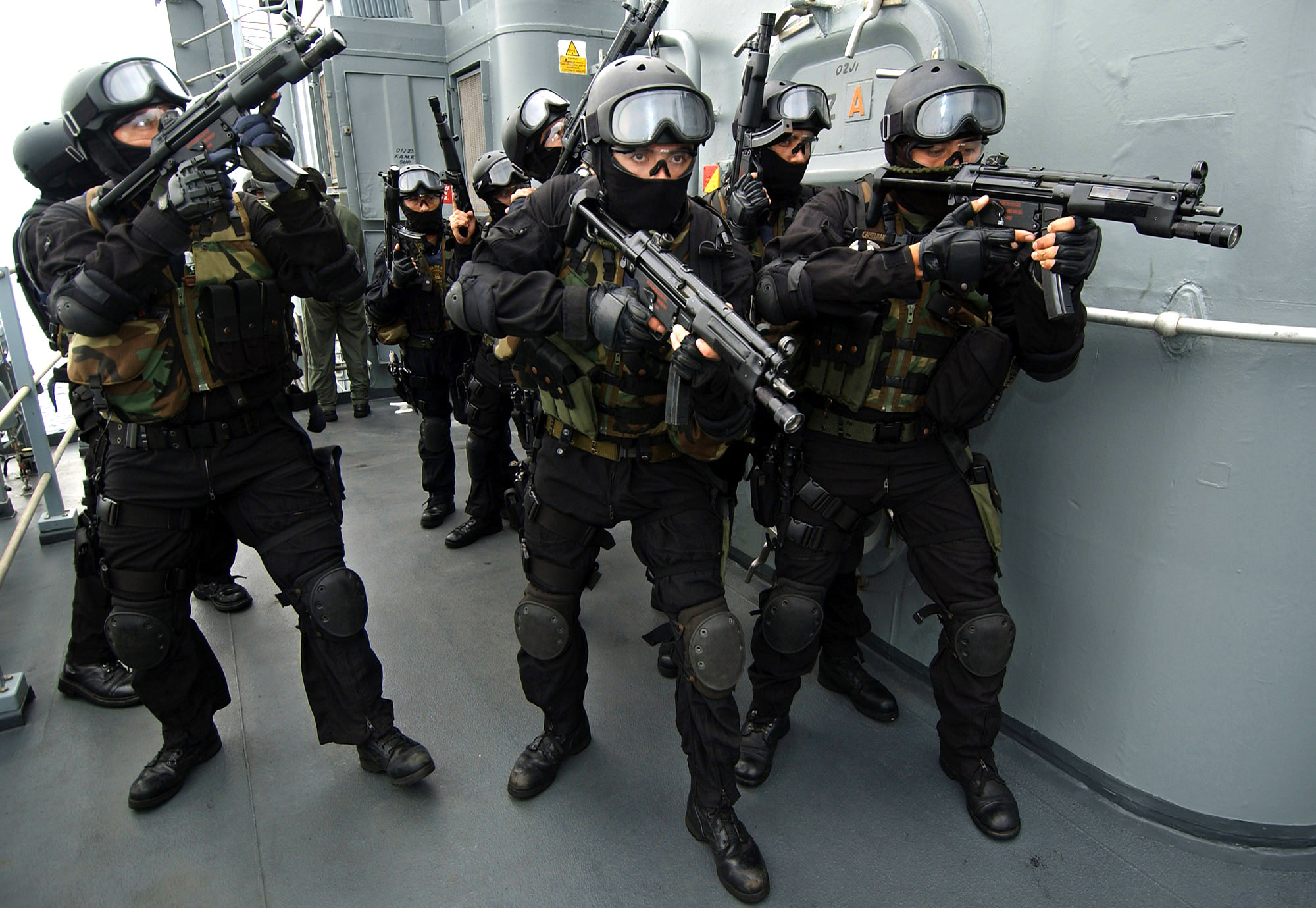 A_group_of_Chilean_Navy_special_unit.jpg