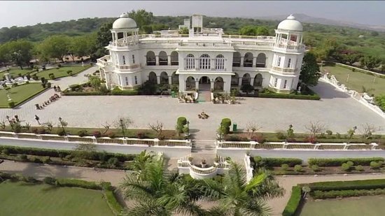 balaram-palace-resort.jpg