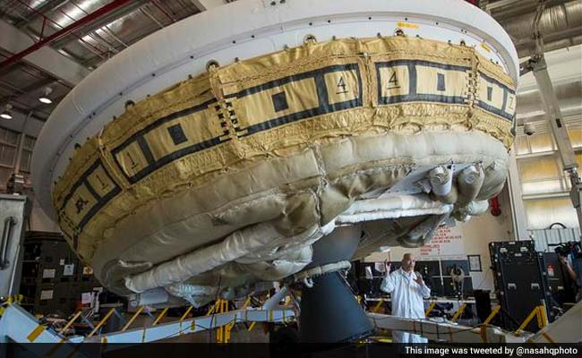 nasa-flying-saucer_650x400_51433587685.jpg