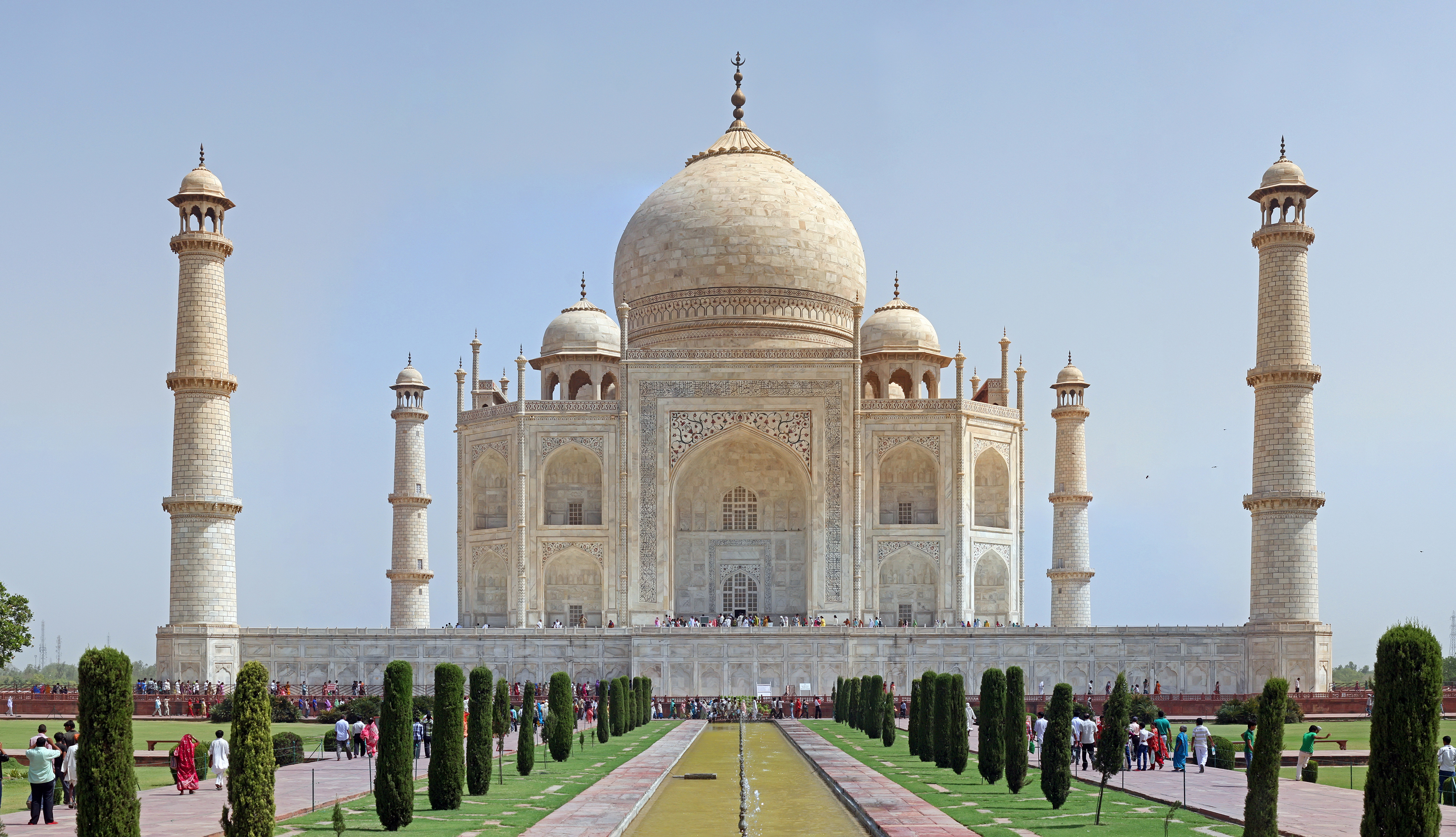 Taj_Mahal_2012.jpg