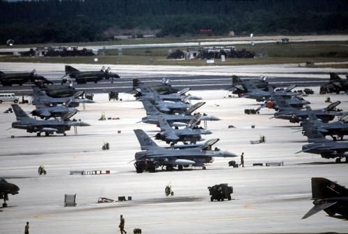 flightline_001_zpstgofpjyi.jpg