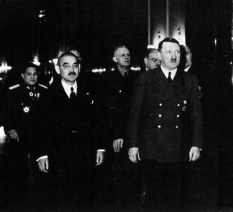 Matsuoka_visits_Hitler.jpg