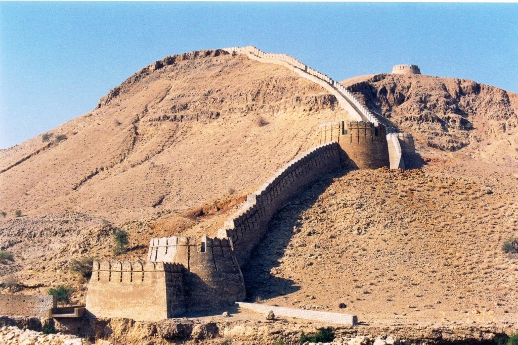 Ranikot_Fort_07a.jpg