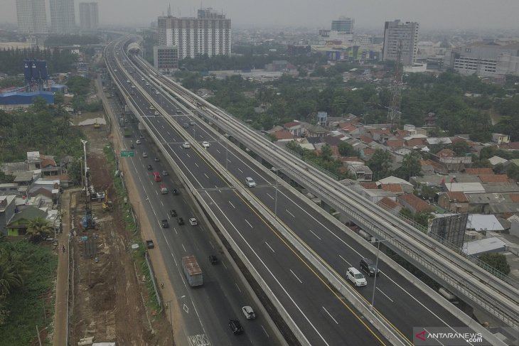 Tol-Jakarta-Cikampek-291219-Fm-5_1.jpg