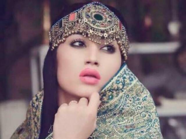 1641738-qandeelxx-1519301252-390-640x480.jpg