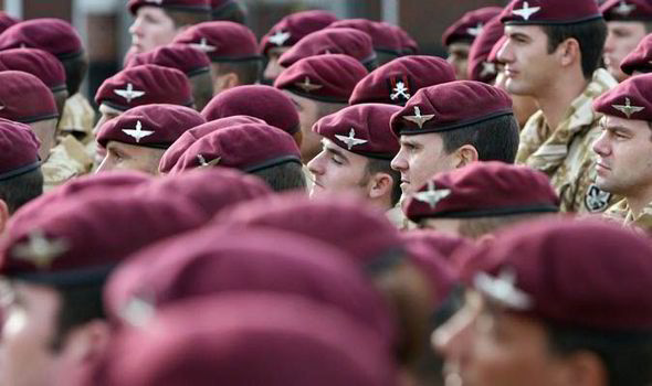 Parachute-Regiment-soldiers-550080.jpg