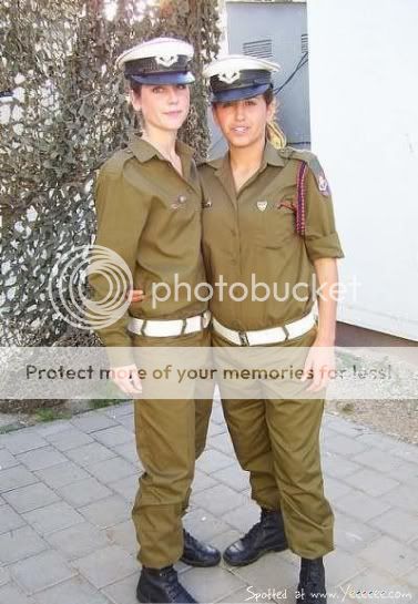 IsraeliMilitaryPoliceGirls.jpg