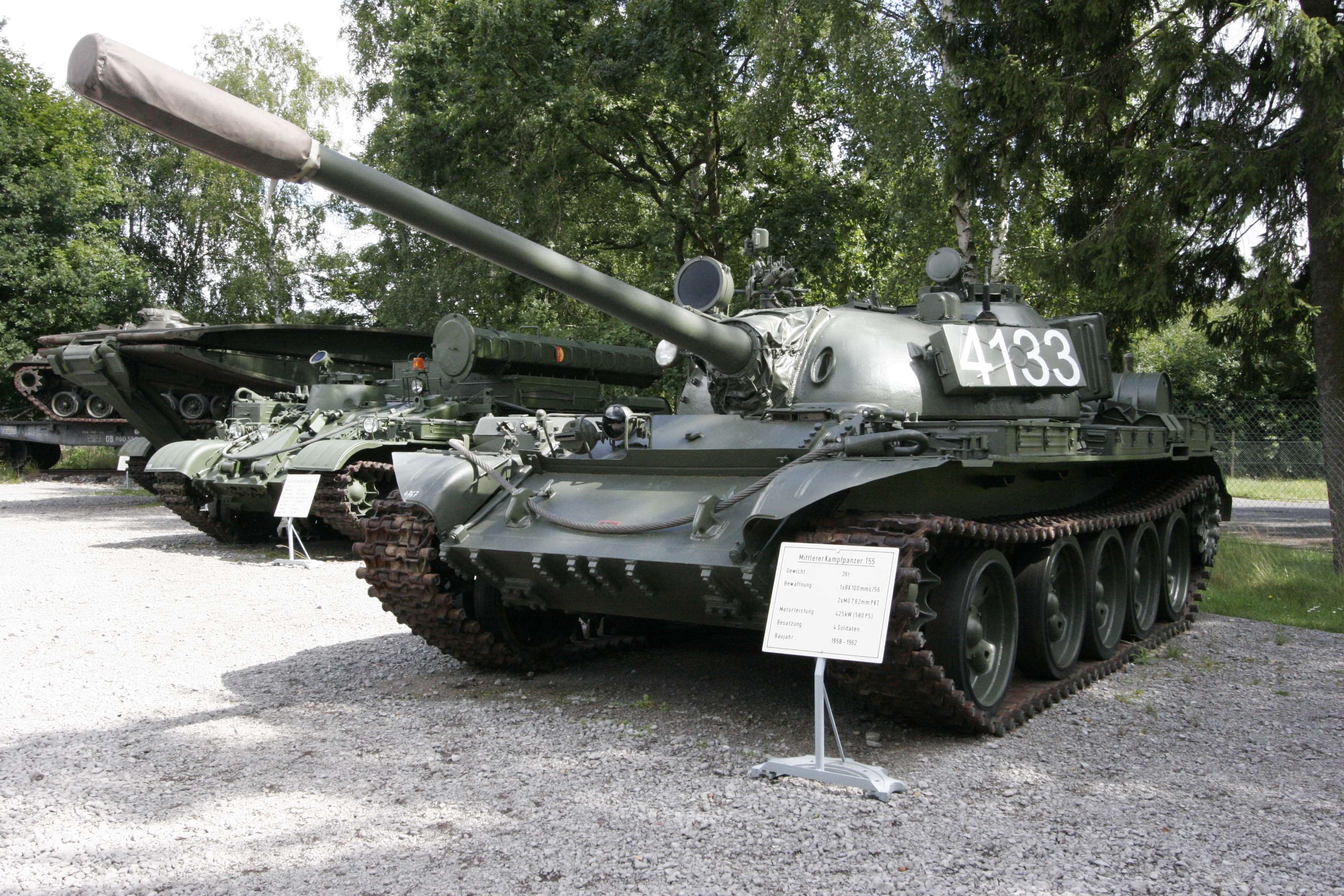 T-55A_at_Panzermuseum_Munster.jpg