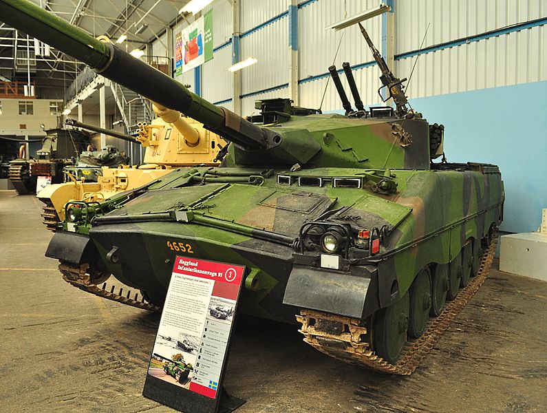 Infanterikanonvagn_91_at_the_Tank_museum_Bovington.jpg
