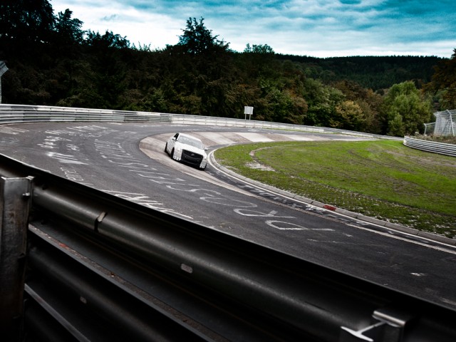 2013-cadillac-ats-testing-at-the-nurburgring_100366625_m.jpg