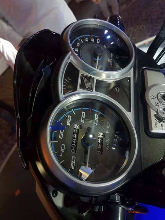 Honda-CB-150F-speedometer.jpg