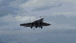 J-15+Flying+Shark+Toughing+Down+Liaoning+Chinese+Aircraft+Carrier.gif